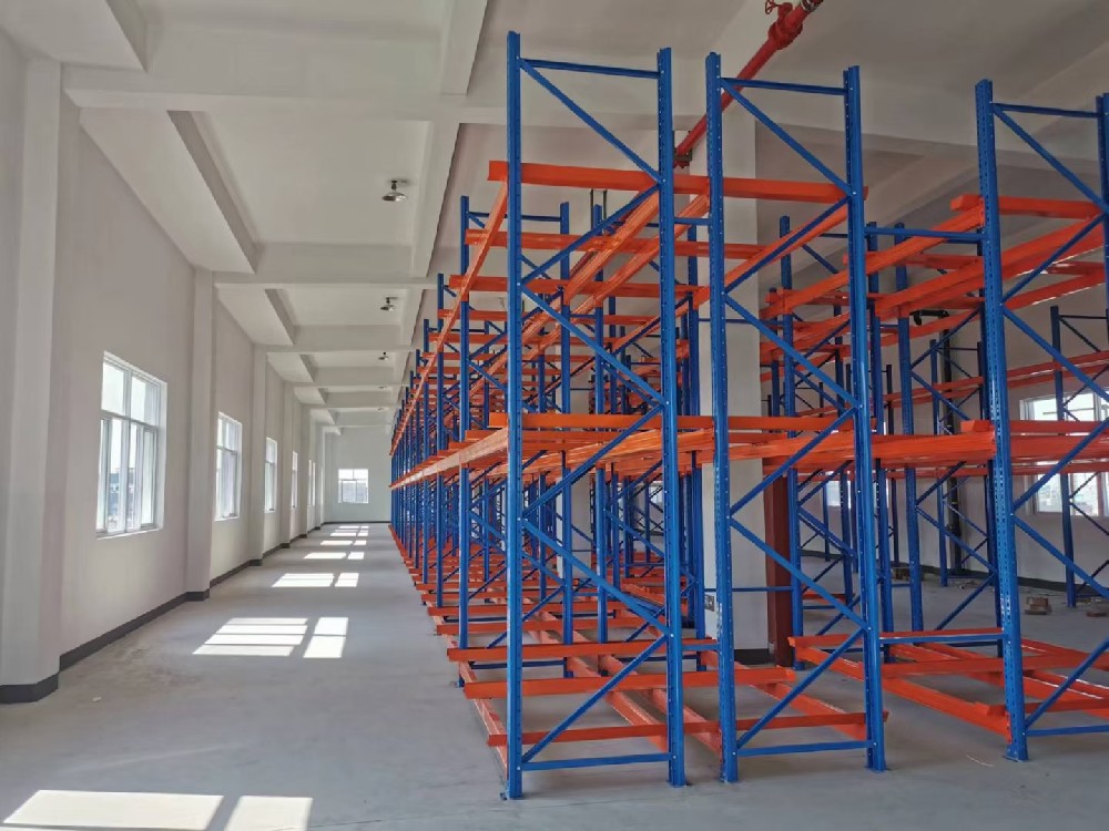 悬臂式货架的材料及结构有哪些特点